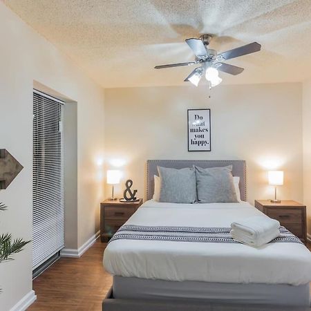 Affordable Downtown Memphis Apartment W Views Esterno foto