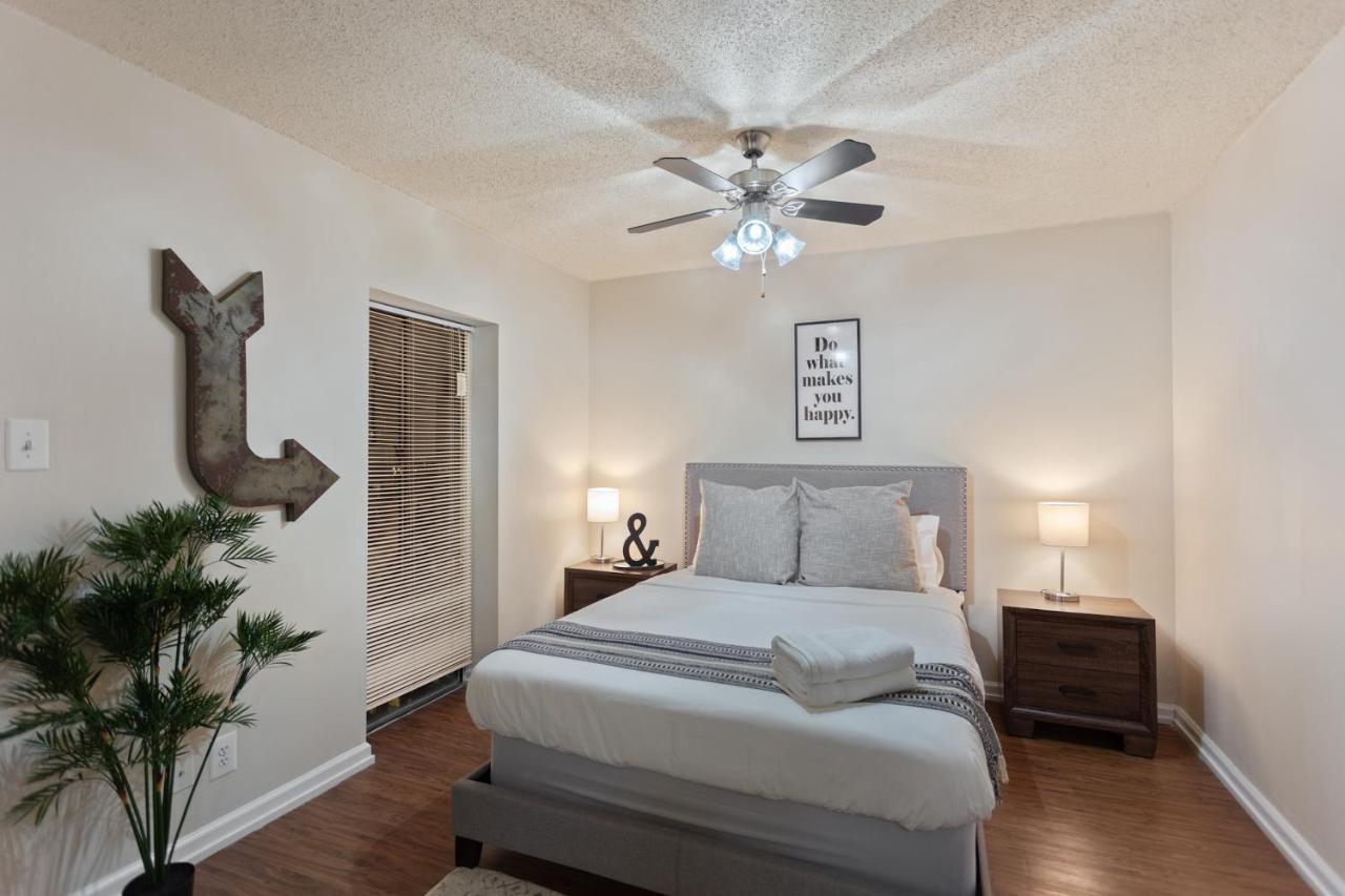 Affordable Downtown Memphis Apartment W Views Esterno foto
